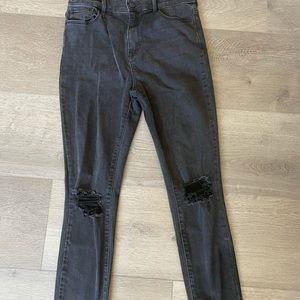 black pacsun jeans!